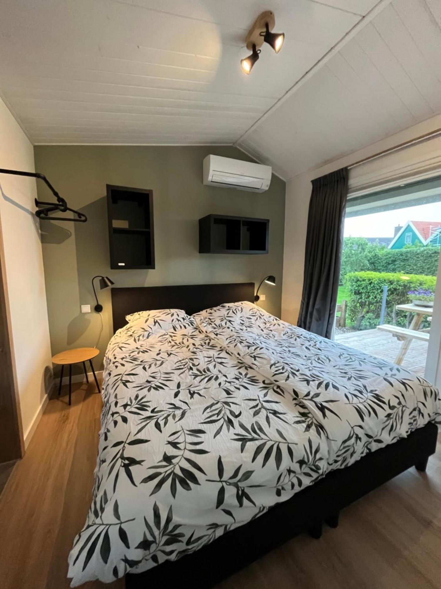 Amsterdam The Stables Villa Oostzaan Luaran gambar